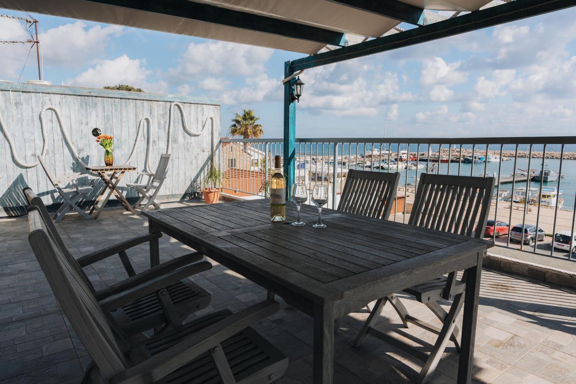 Zima Two Seaside Apartment Zygi Bagian luar foto